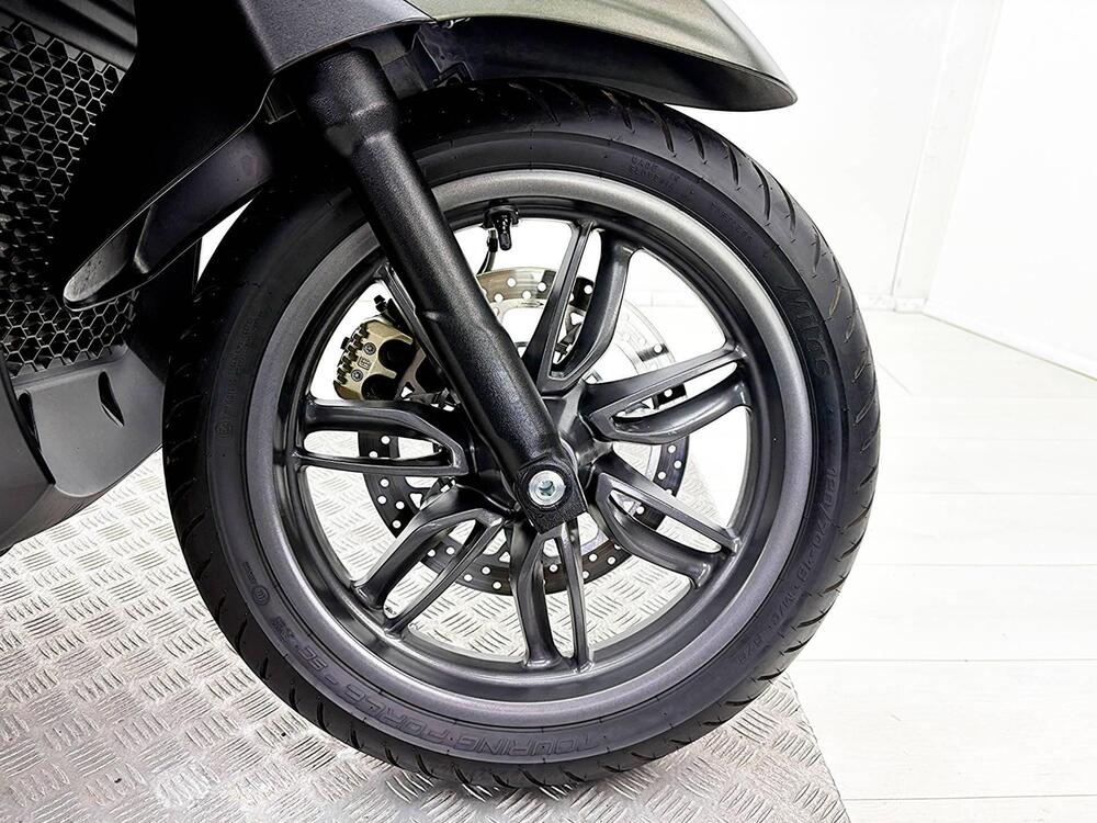 Piaggio Beverly 400 S ABS-ASR (2021 - 24) (10)