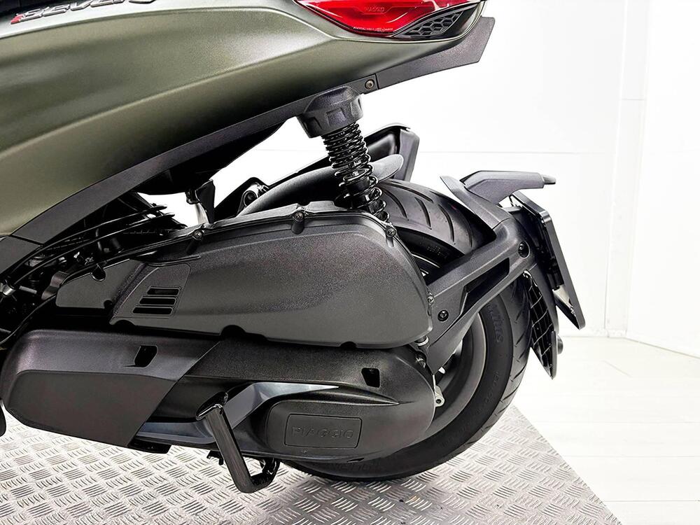 Piaggio Beverly 400 S ABS-ASR (2021 - 24) (14)