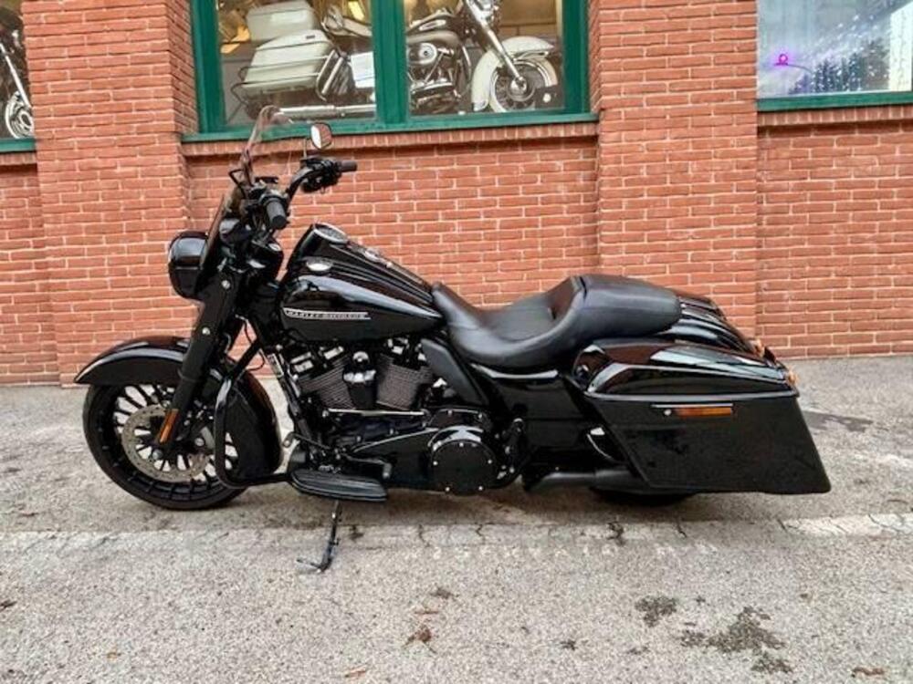 Harley-Davidson 107 Road King Special (2017 - 18) - FLHRXS (2)