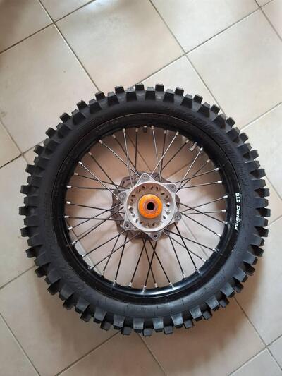 Vendo ruota posteriore Husqvarna