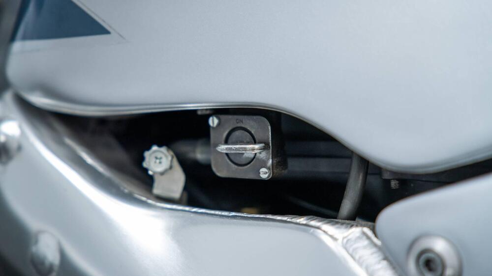 Aprilia RS 250 REPLICA (19)