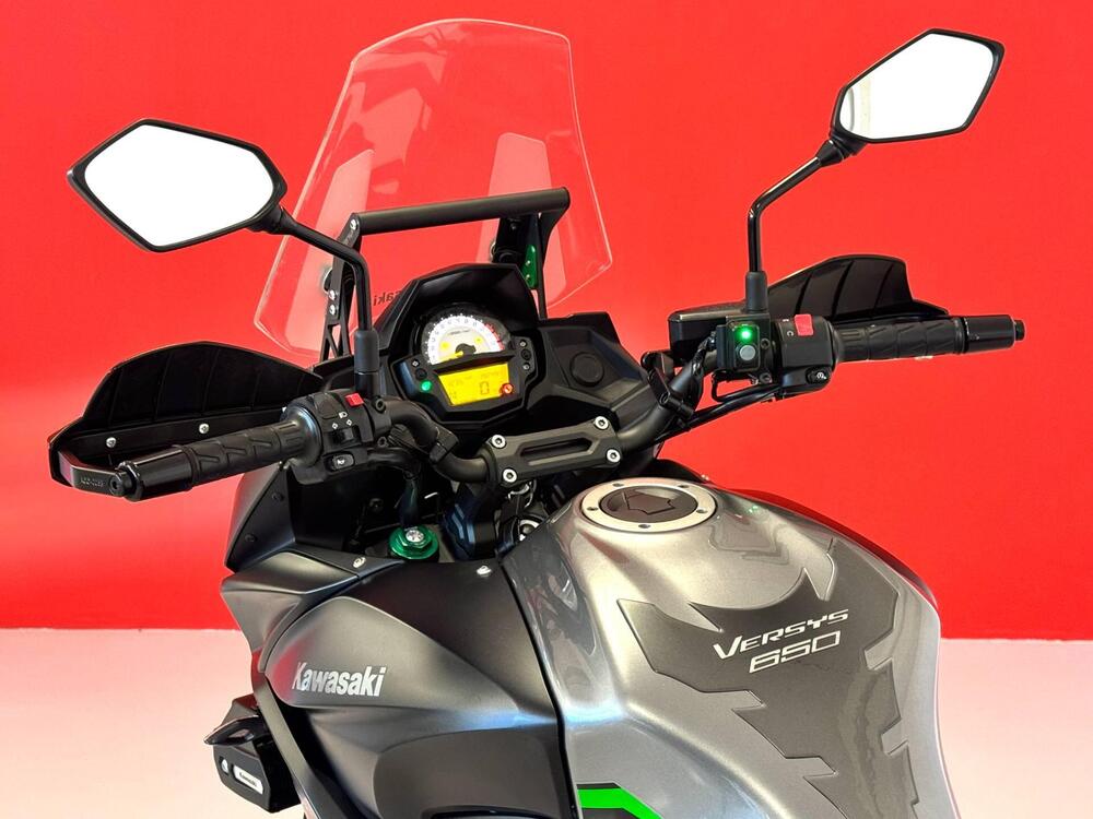 Kawasaki Versys 650 Grand Tourer (2017 - 20) (17)