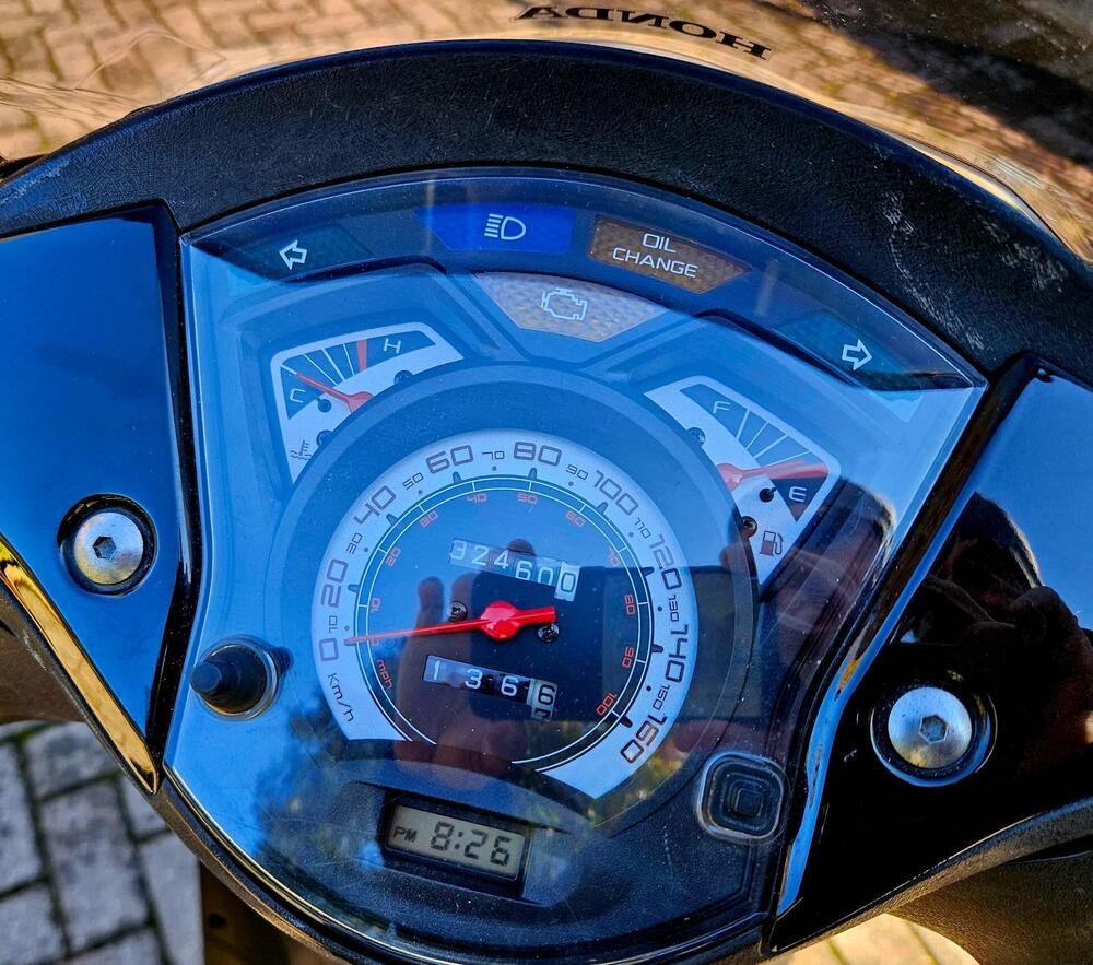 Honda SH 150 i (2009 - 12) (3)