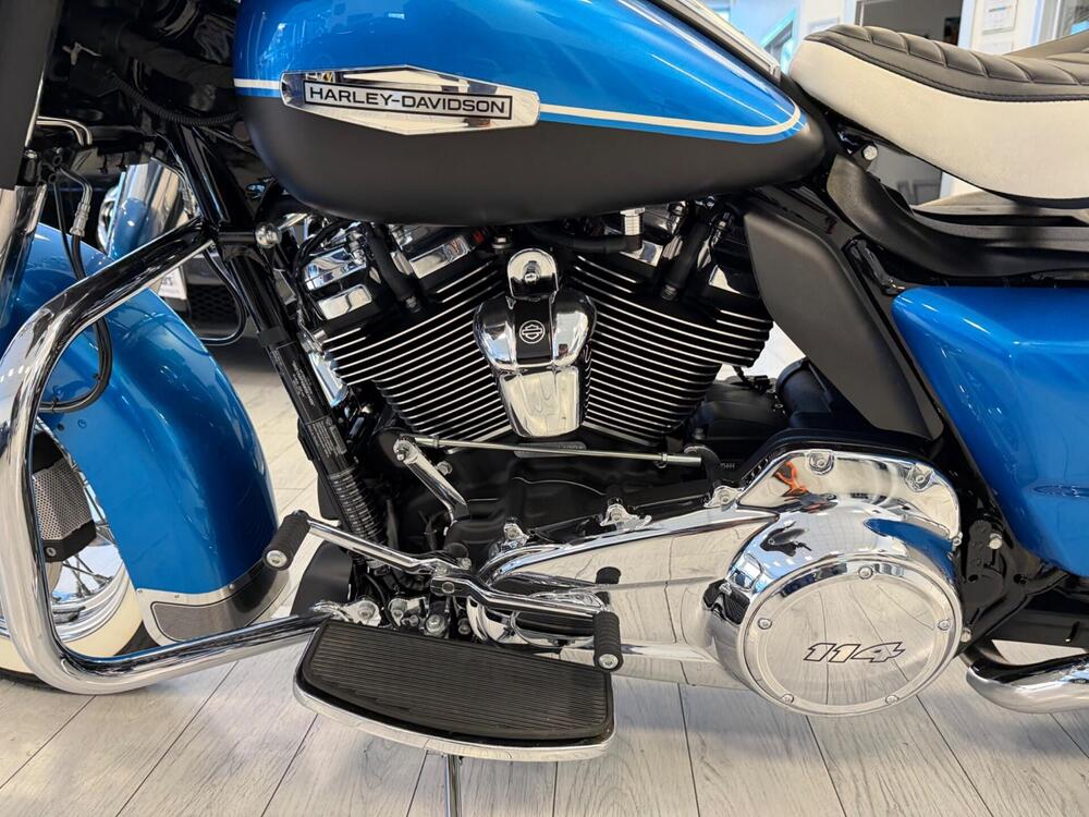 Harley-Davidson 114 Electra Glide Revival (2021 - 22) (7)