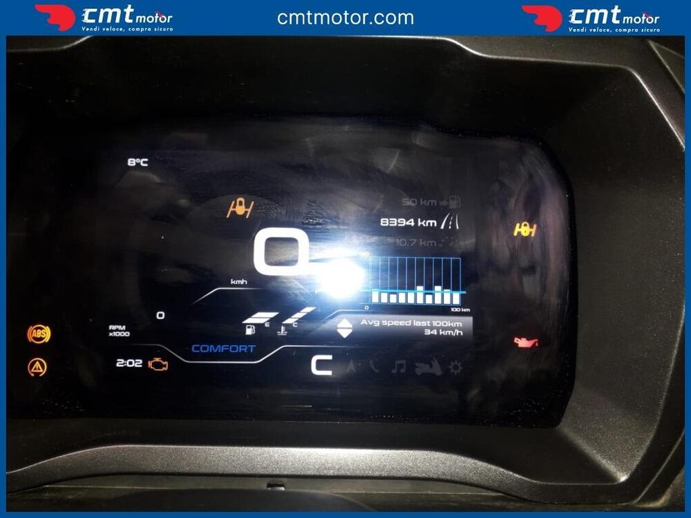 Piaggio MP3 400 Sport Hpe (2025) (5)