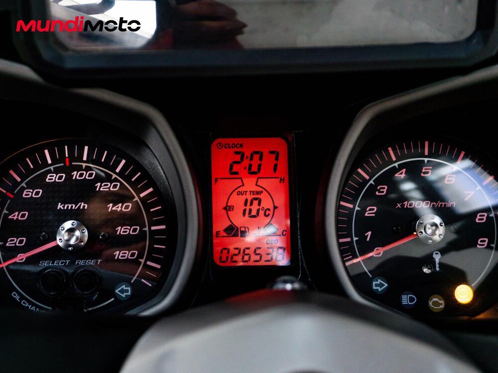 Yamaha X-Max 400 Iron Max ABS (2016) (12)