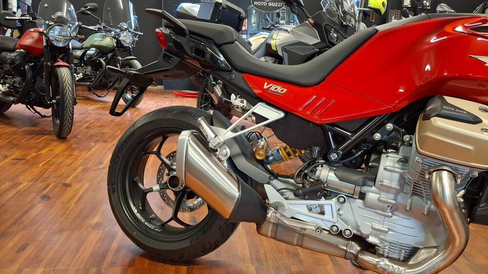 Moto Guzzi V100 Mandello Wind Tunnel (2025) (3)