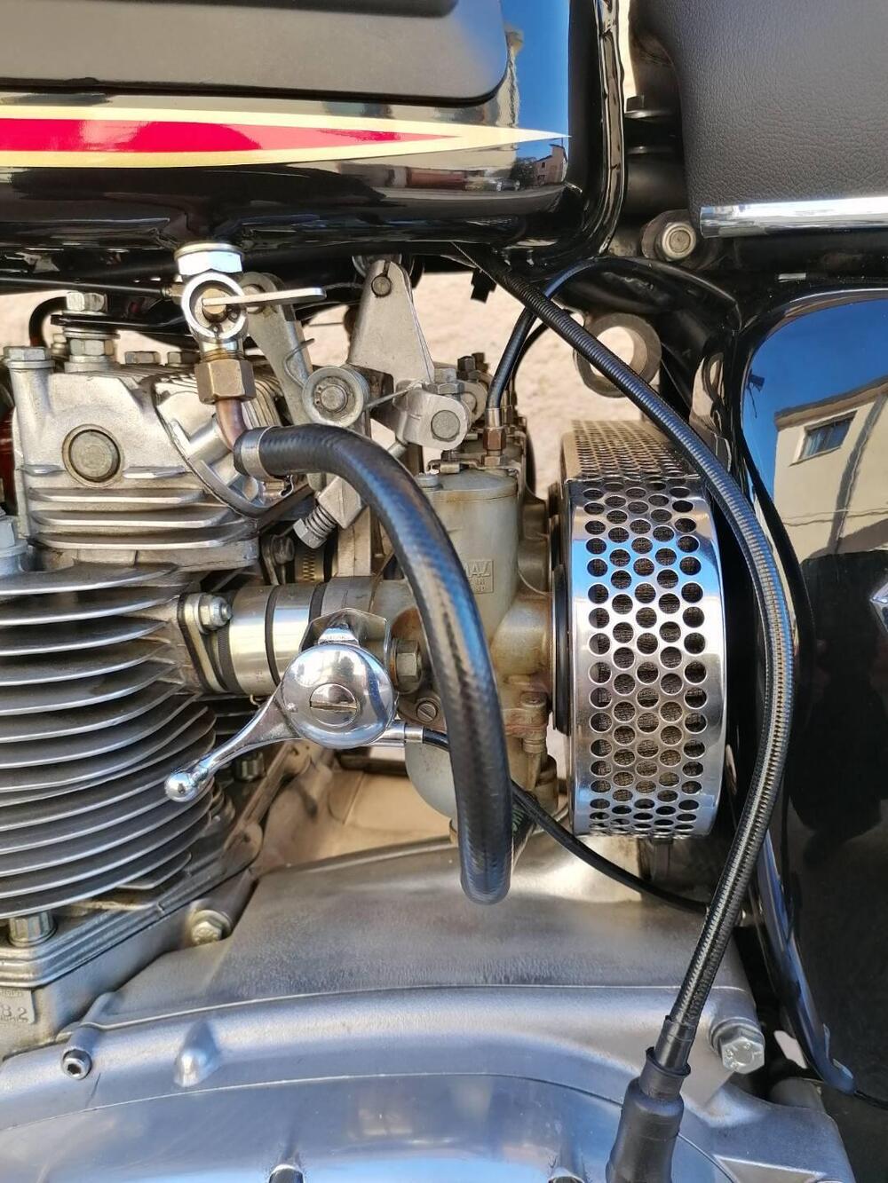 Triumph Trident T150V (9)