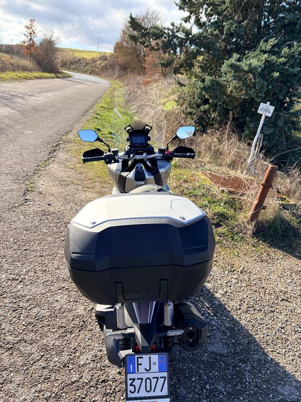 Honda ADV 350 (2022 - 24) (4)