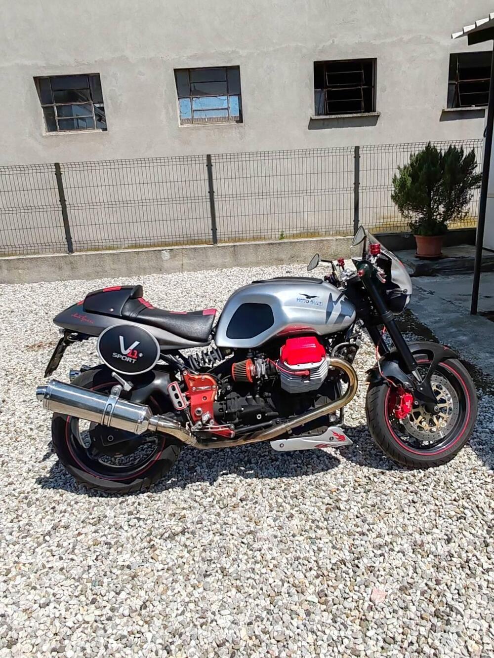 Moto Guzzi V11 Sport Naked (2002) (3)