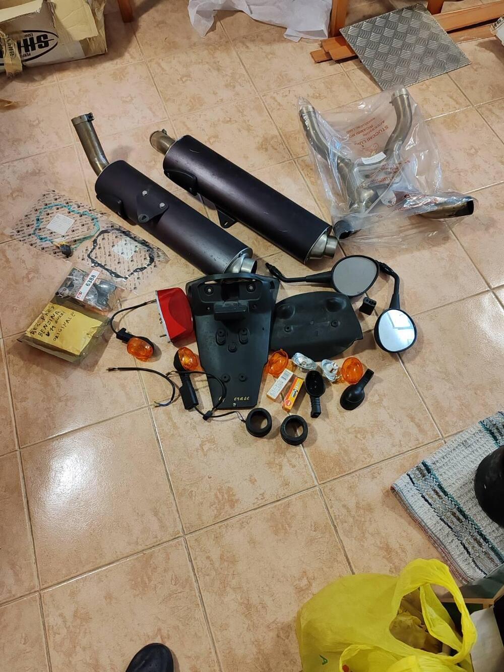 Moto Guzzi V11 Sport Naked (2002) (9)