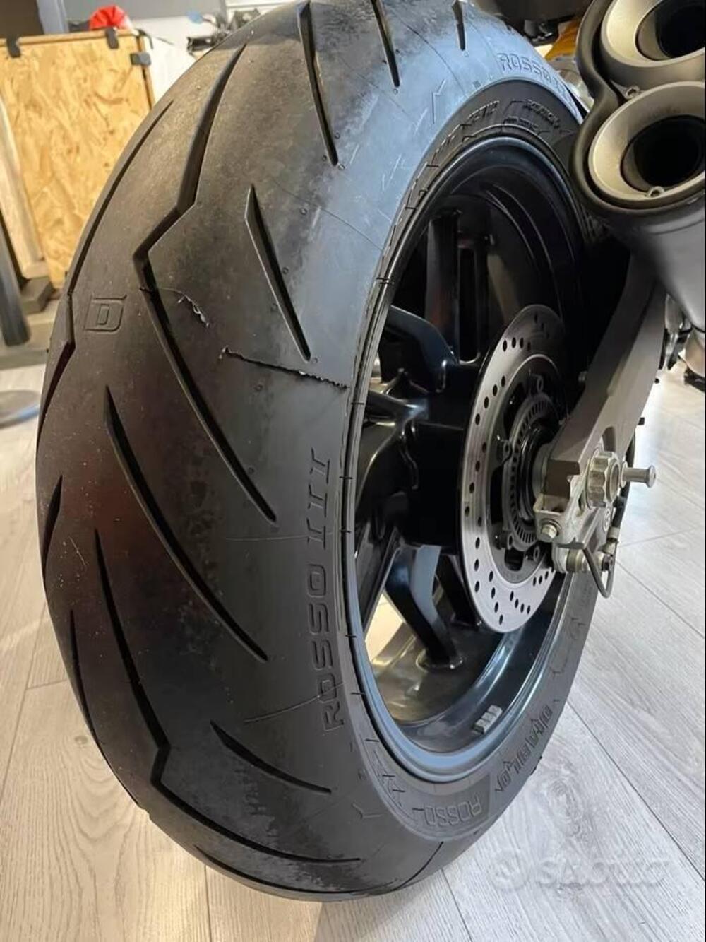 Ducati Monster 821 Stripe ABS (2015 - 17) (6)