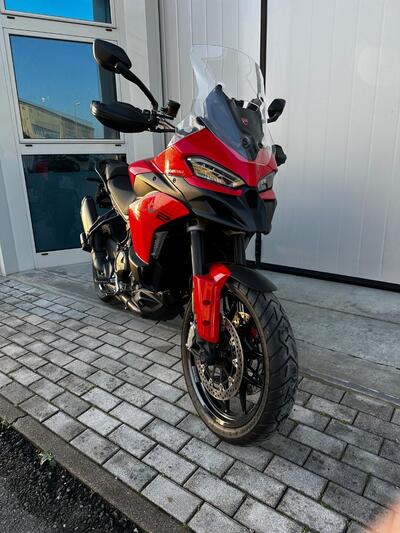 Ducati Multistrada V2 (2025 - 26) usata