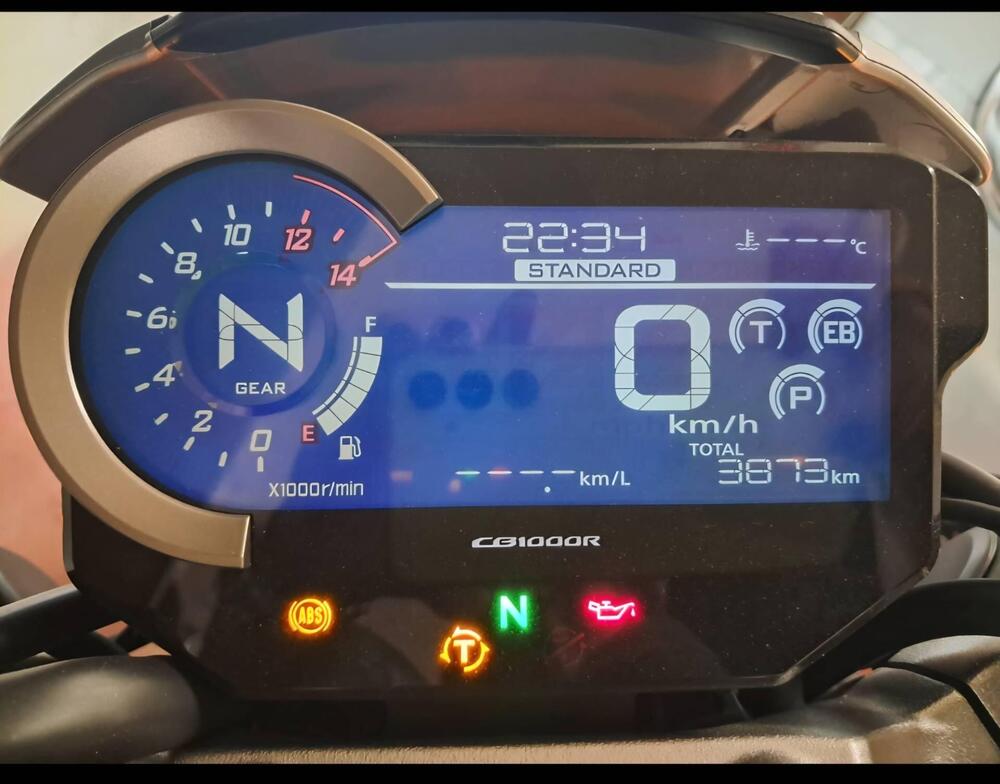 Honda CB 1000 R + Limited Edition (2019) (4)