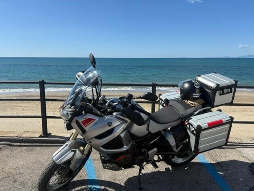 Yamaha XT1200Z Super Ténéré First Edition (2010 - 11) (2)