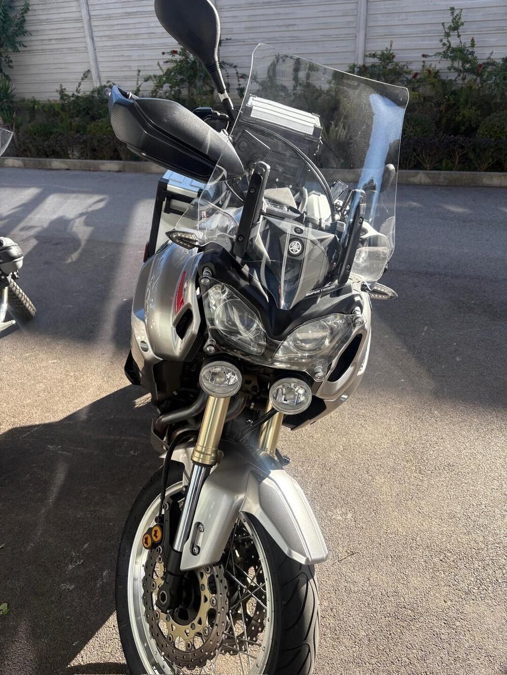 Yamaha XT1200Z Super Ténéré First Edition (2010 - 11) (8)