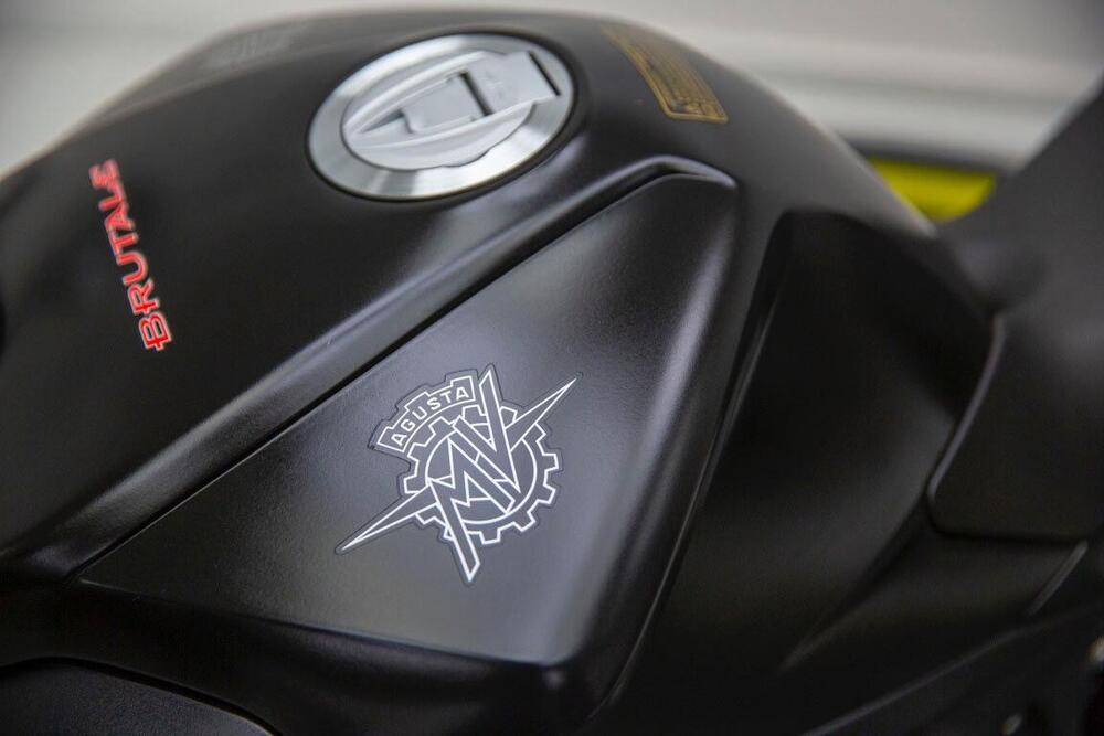 MV Agusta Brutale 920 (2011 - 12) (3)