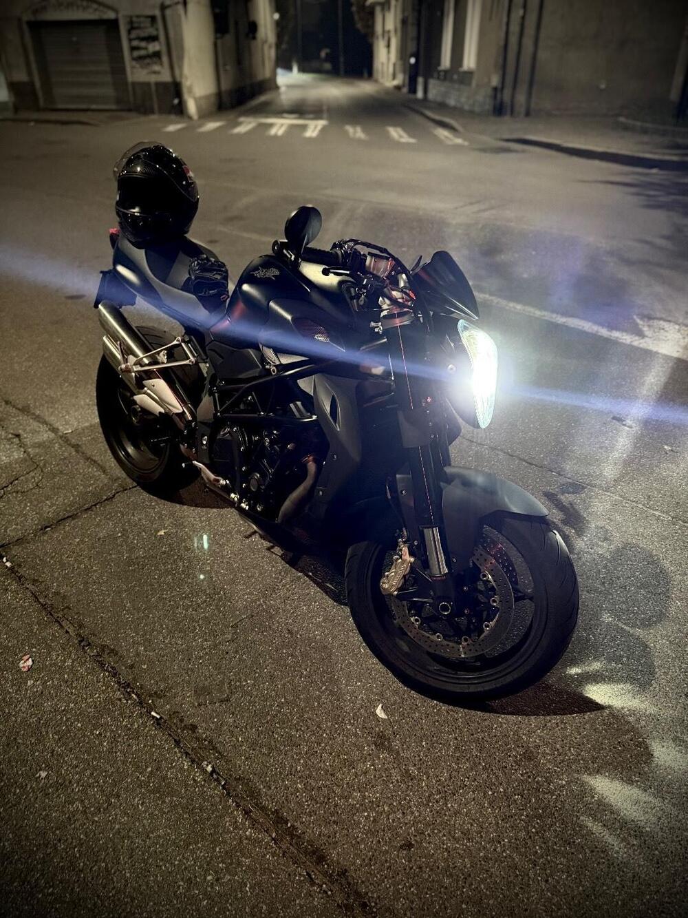 MV Agusta Brutale 920 (2011 - 12) (7)