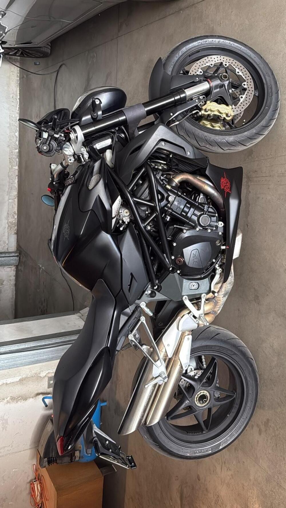 MV Agusta Brutale 920 (2011 - 12) (8)