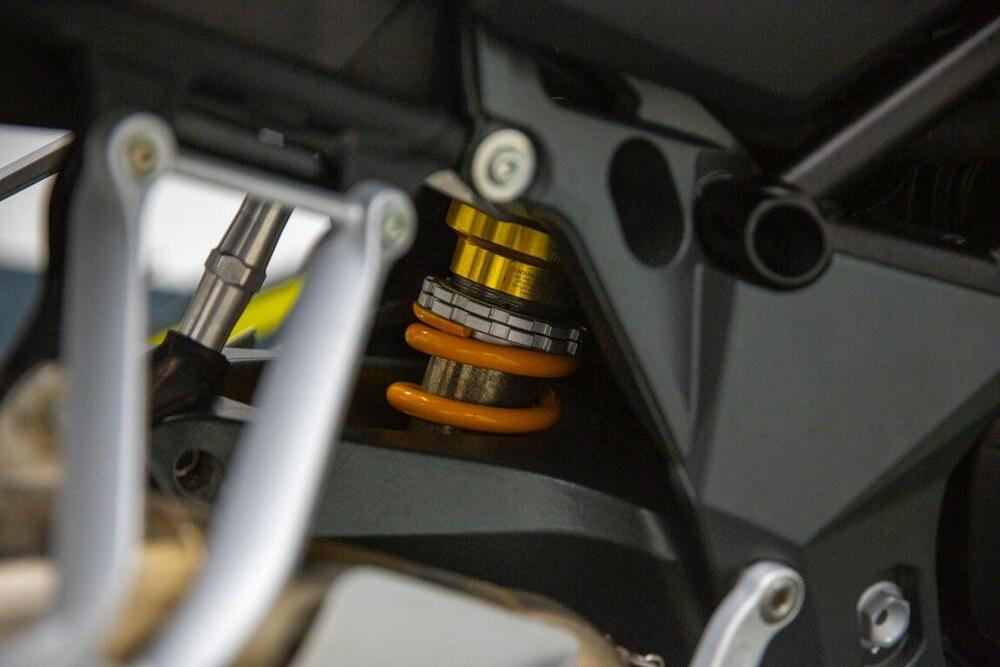 MV Agusta Brutale 920 (2011 - 12) (9)