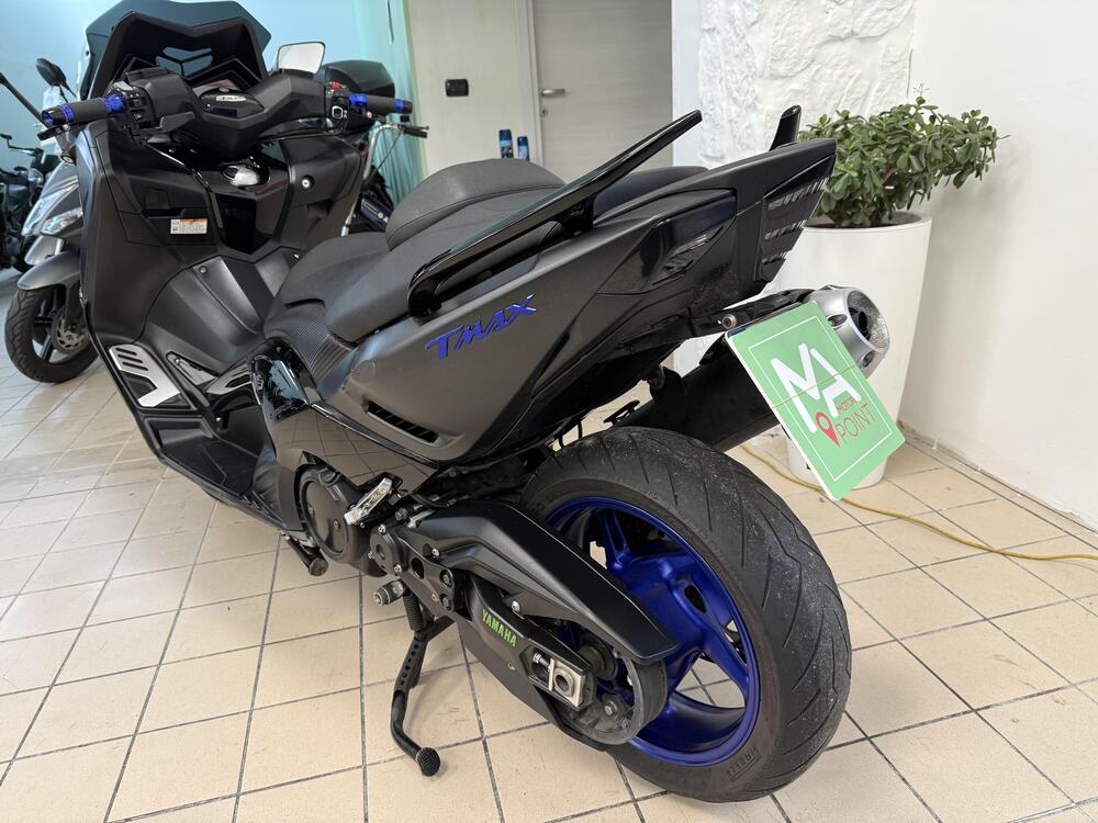 Yamaha T-Max 530 (2015 - 16) (4)