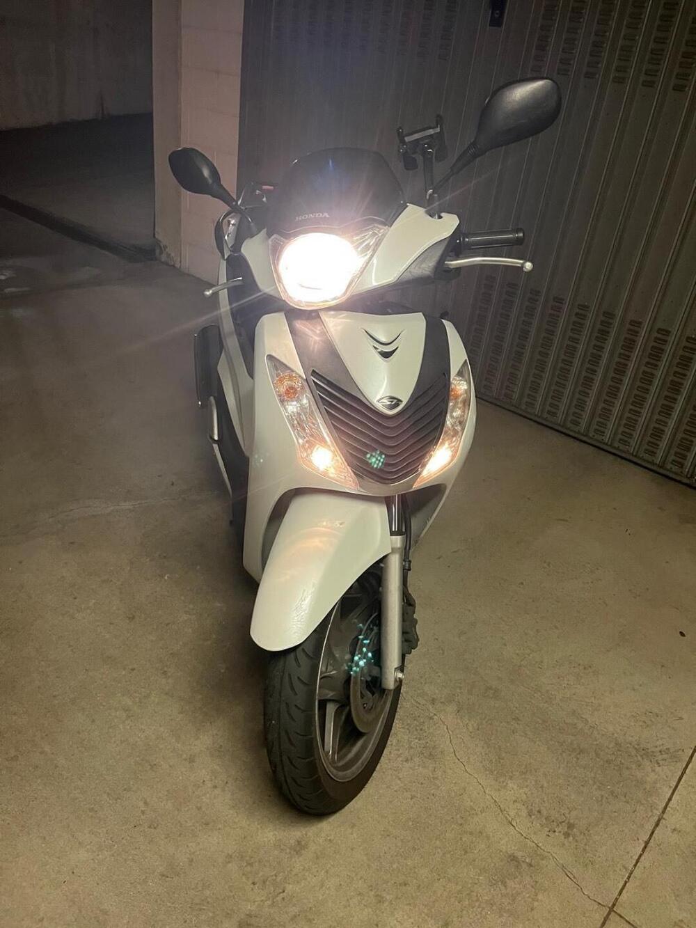 Honda SH 150 i (2009 - 12) (8)