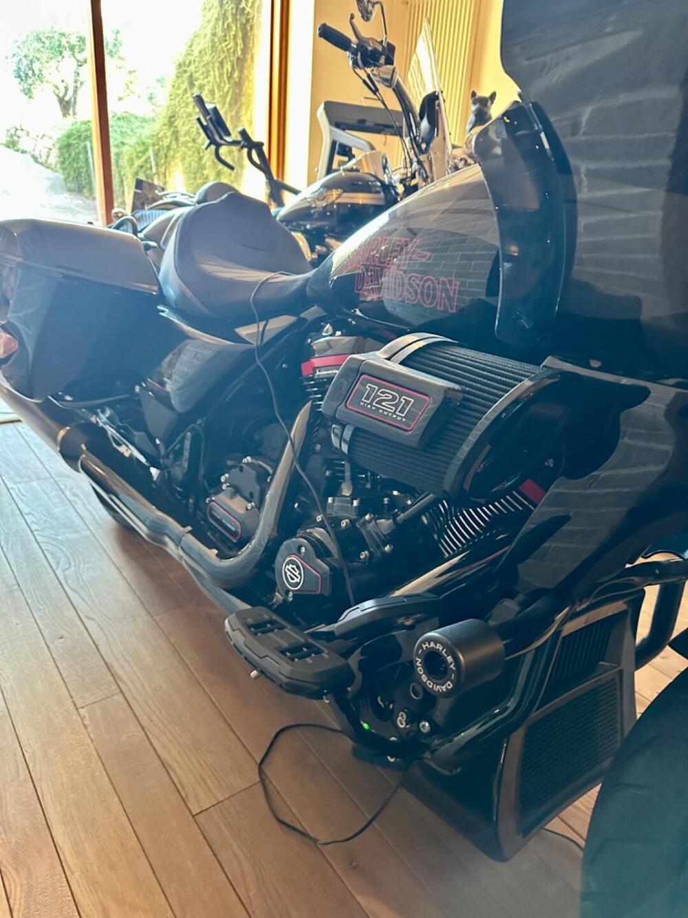 Harley-Davidson CVO Road Glide ST (2024) (3)