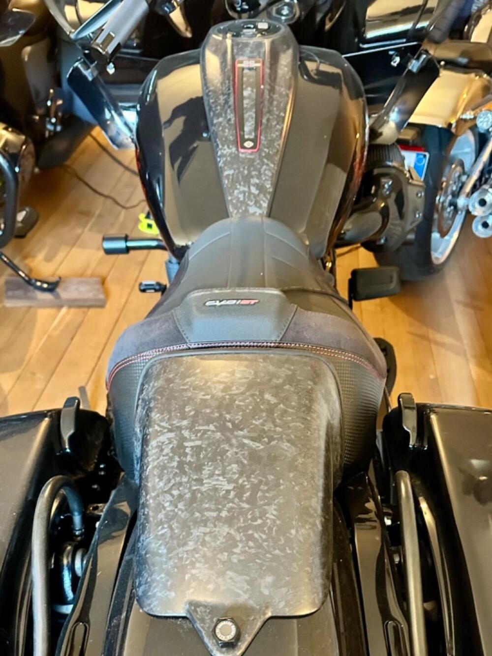 Harley-Davidson CVO Road Glide ST (2024) (6)