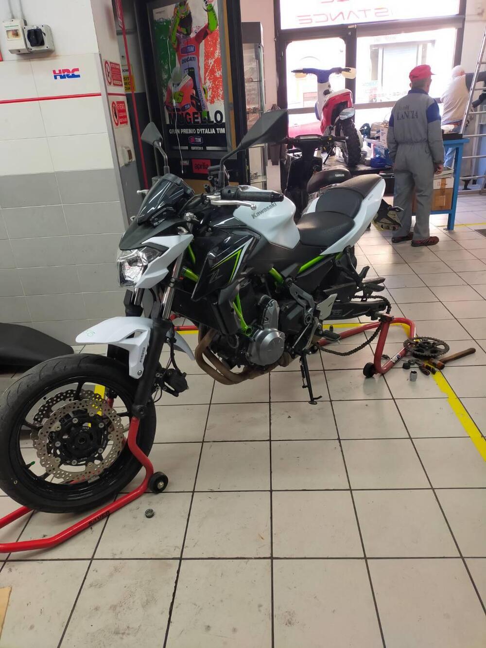 Kawasaki Z 650 (2017 - 19) (6)