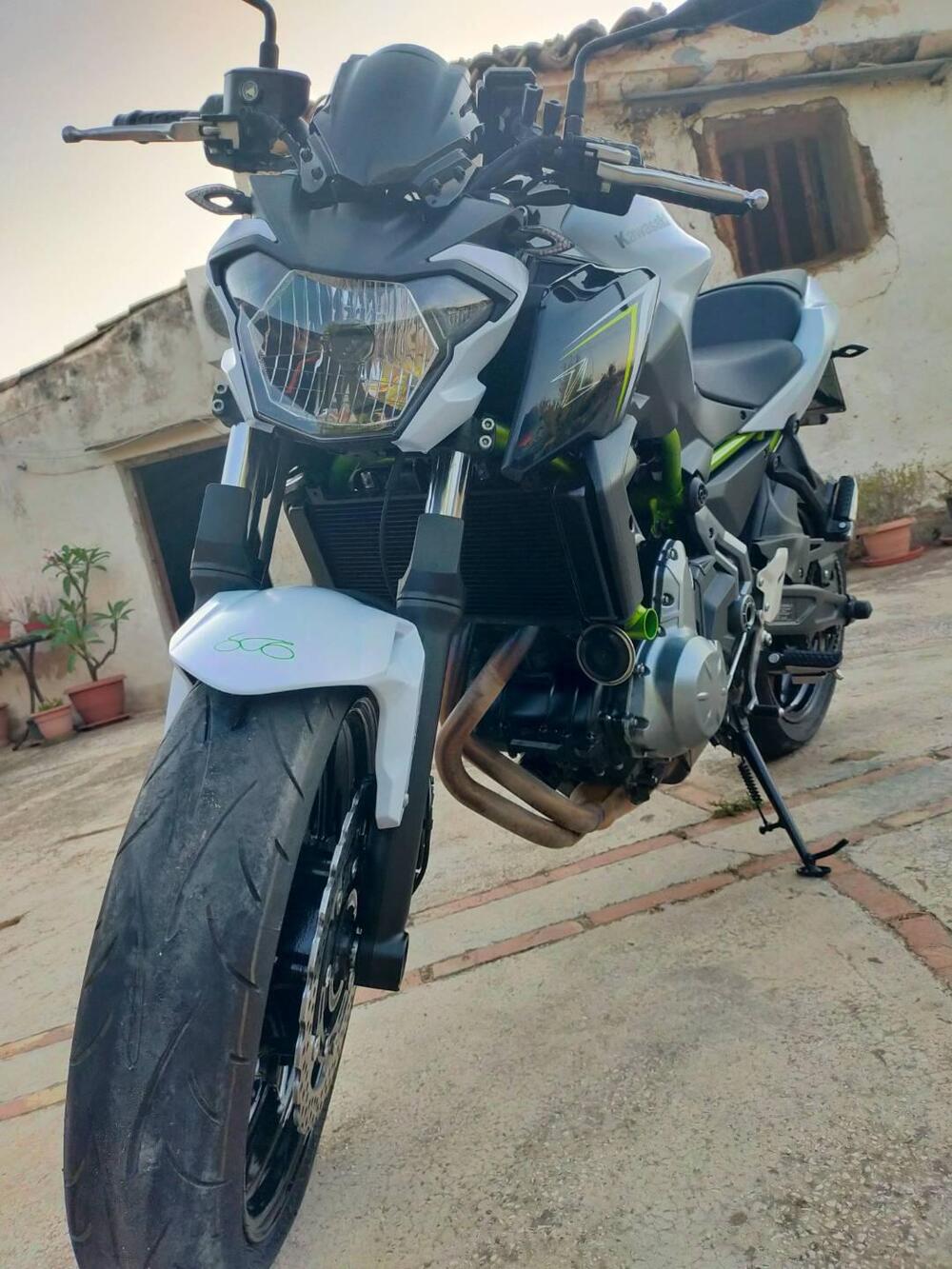Kawasaki Z 650 (2017 - 19) (8)