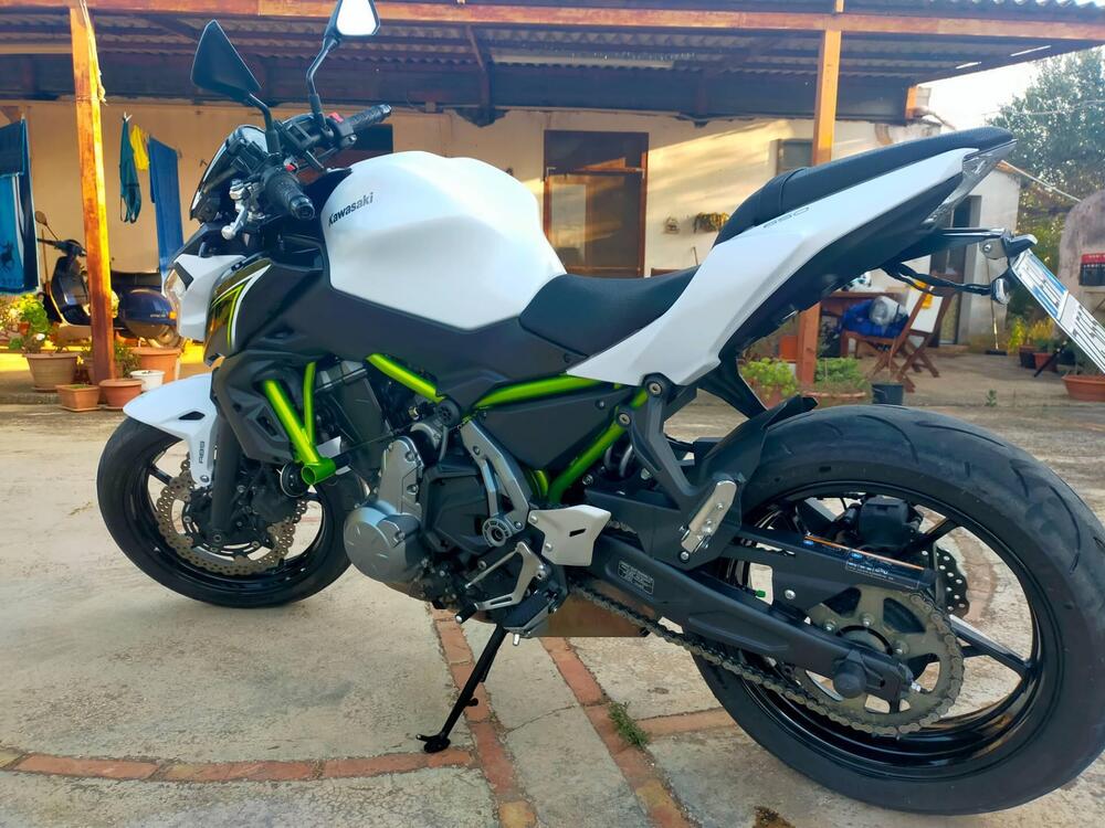 Kawasaki Z 650 (2017 - 19) (11)