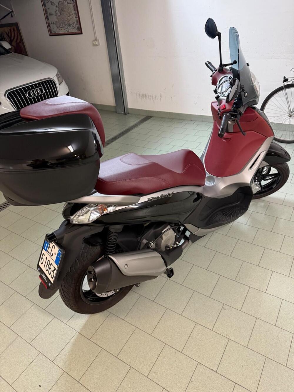 Piaggio Beverly 350 SportTouring ie ABS (2011 - 17) (3)
