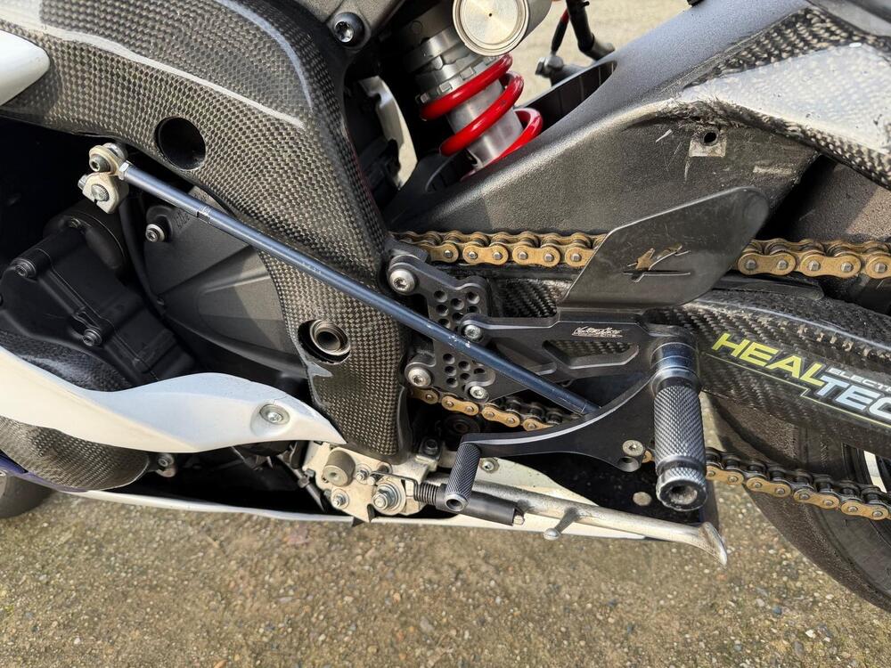 Yamaha YZF R6 (2006 - 07) (3)