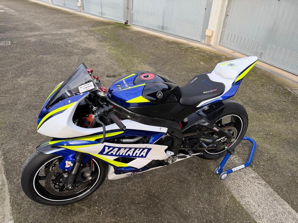 Yamaha YZF R6 (2006 - 07) (16)