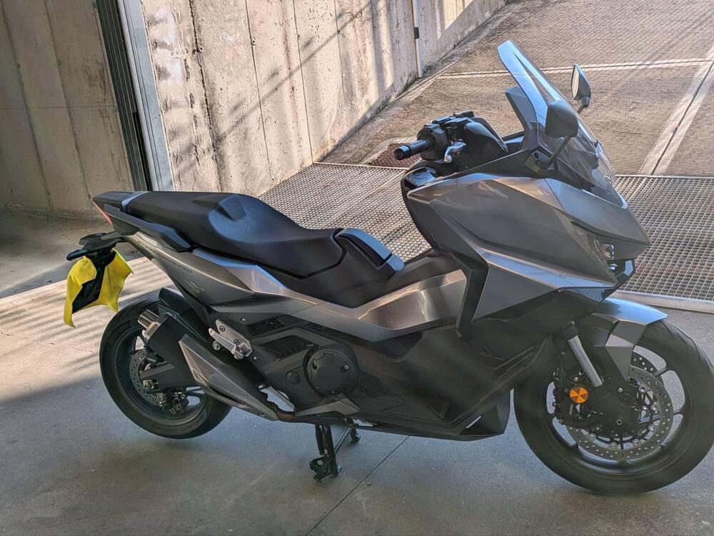 Honda Forza 750 (2025) (3)