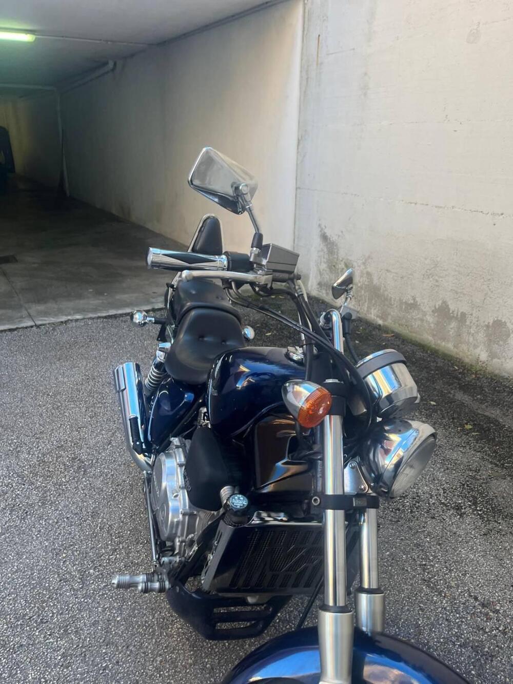 Honda VF 750 Custom (17)