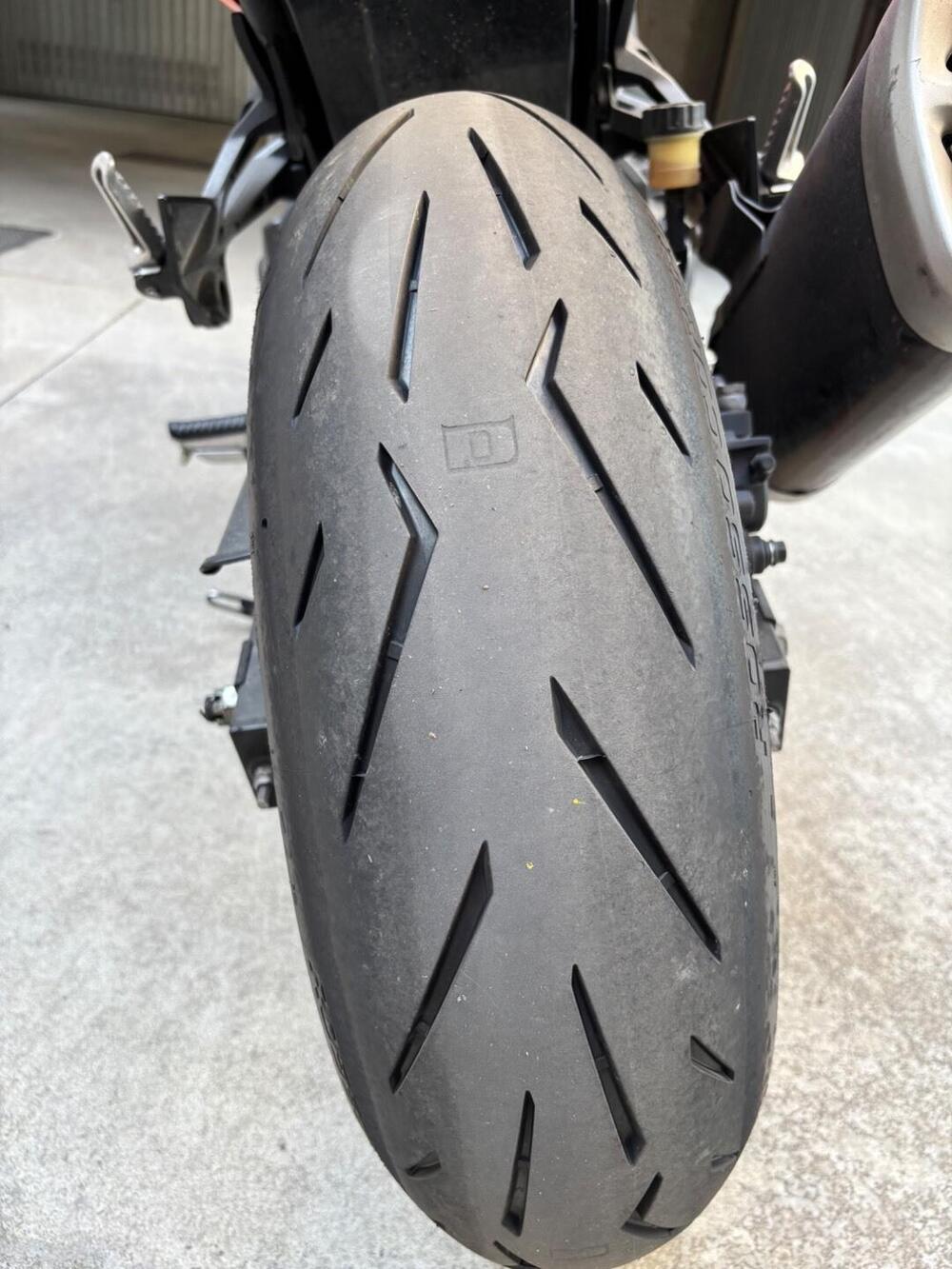 Kawasaki Z 750 (2007 - 14) (7)