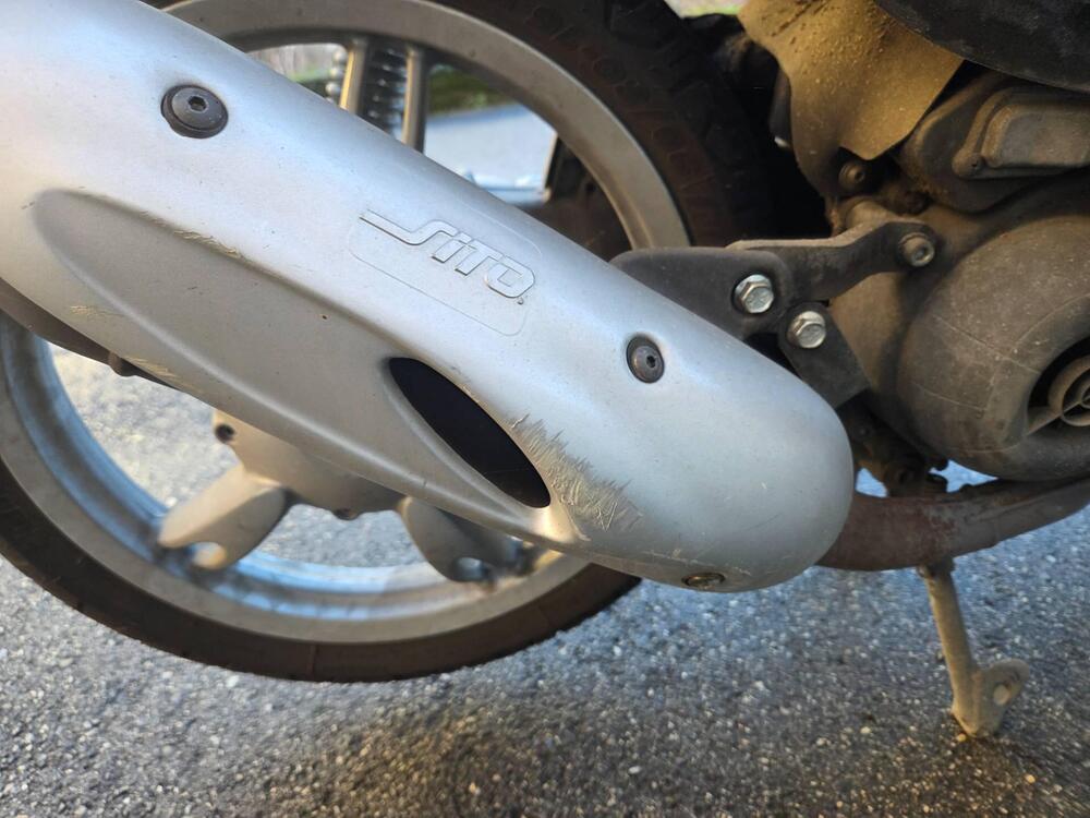 Aprilia Scarabeo 50 (2007 - 08) (6)