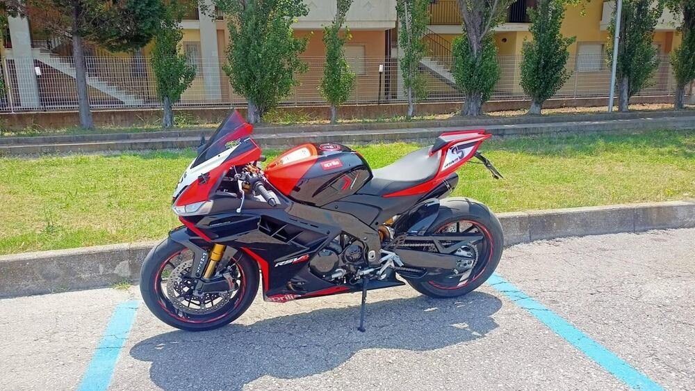 Aprilia RSV4 1100 Factory SE-09 SBK (2024) (13)