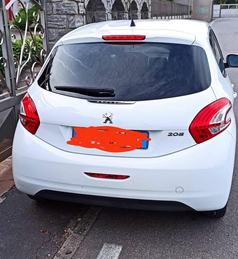 Peugeot 208 usata a Varese (2)