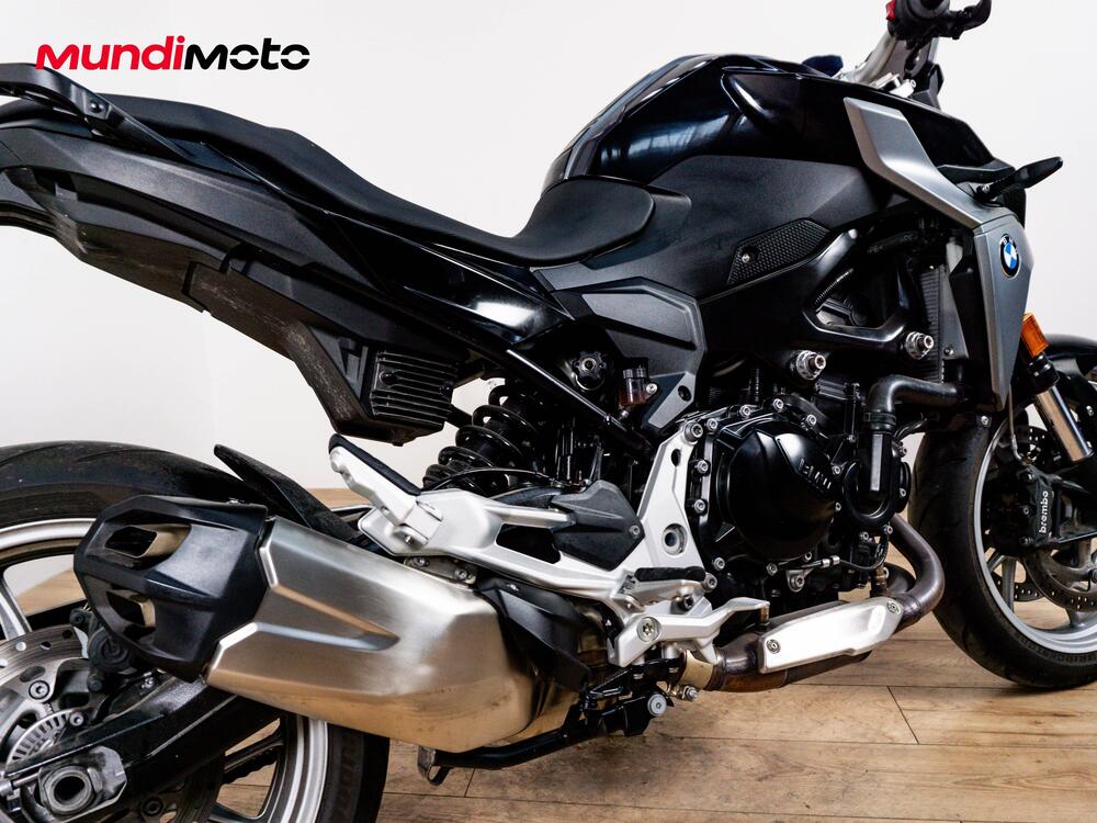 Bmw F 900 R (2021 - 24) (4)