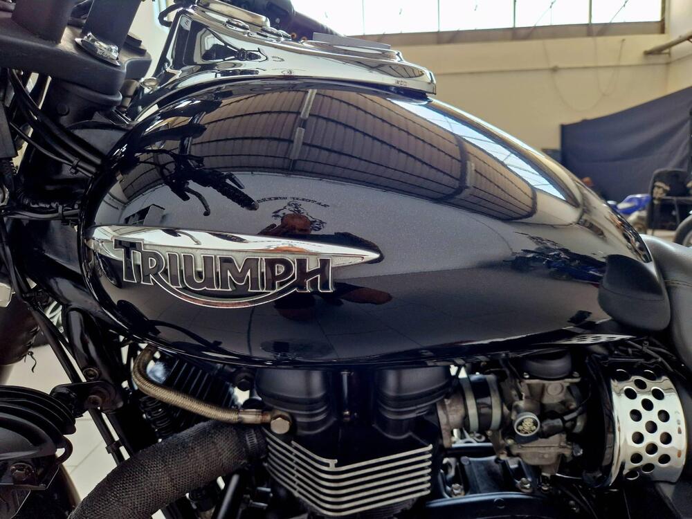 Triumph Speedmaster 865 (2005 - 10) (8)