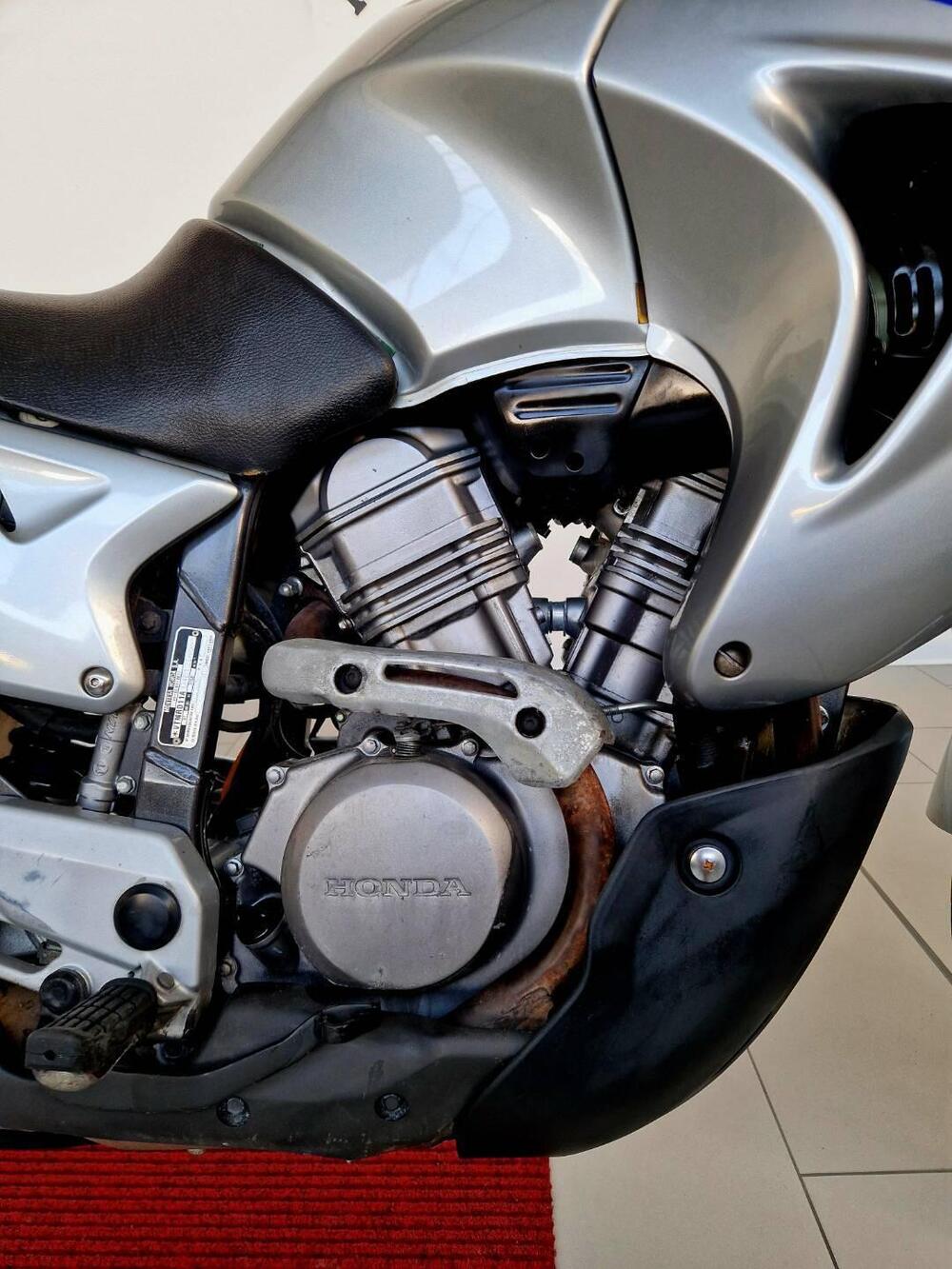 Honda Transalp XL 650V (2005 - 06) (9)