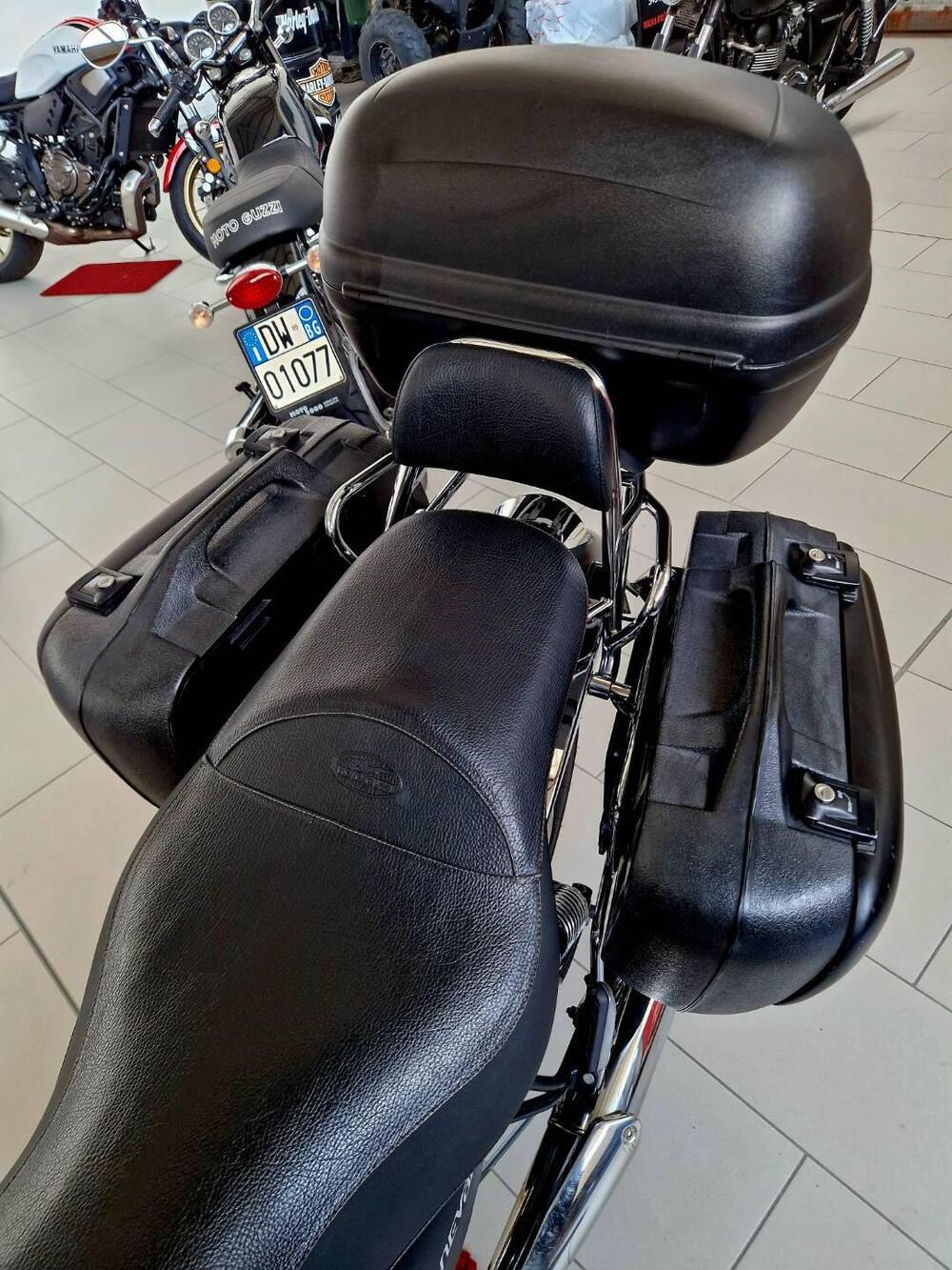 Moto Guzzi Nevada 750 Aquila Nera (2009 - 16) (16)