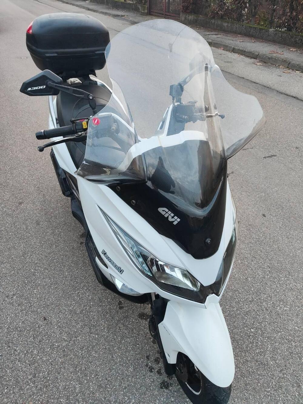 Kawasaki J 300 (2014) (5)