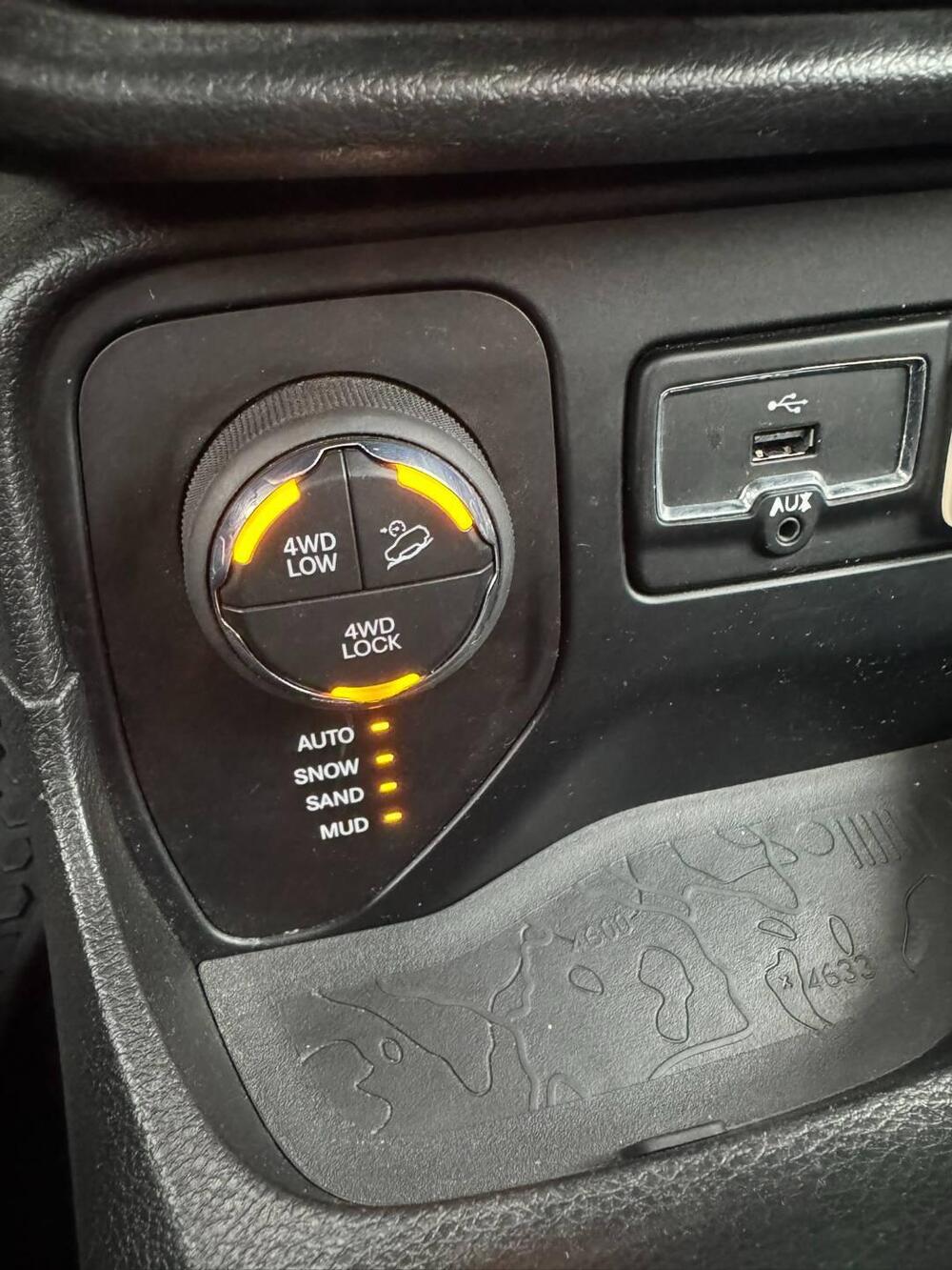 Jeep Renegade usata a Isernia (16)