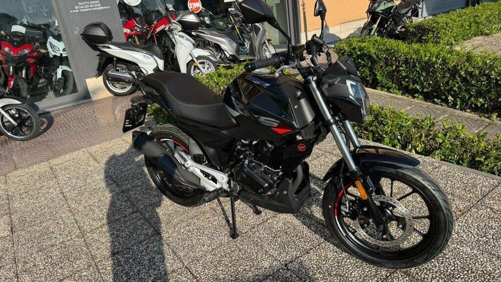 Keeway Motor RKS 125 (2025) (16)