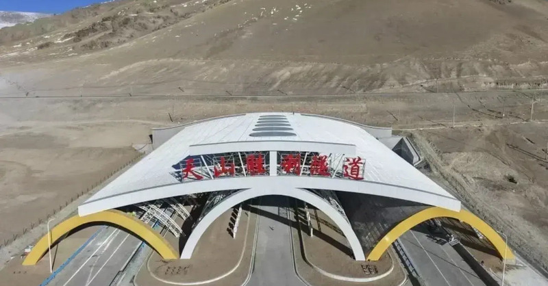 Cina, inaugurato lo Tianshan Shengli: &egrave; il tunnel stradale pi&ugrave; lungo del mondo
