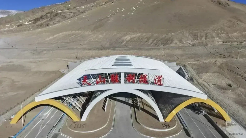 Cina, inaugurato lo Tianshan Shengli: &egrave; il tunnel stradale pi&ugrave; lungo del mondo
