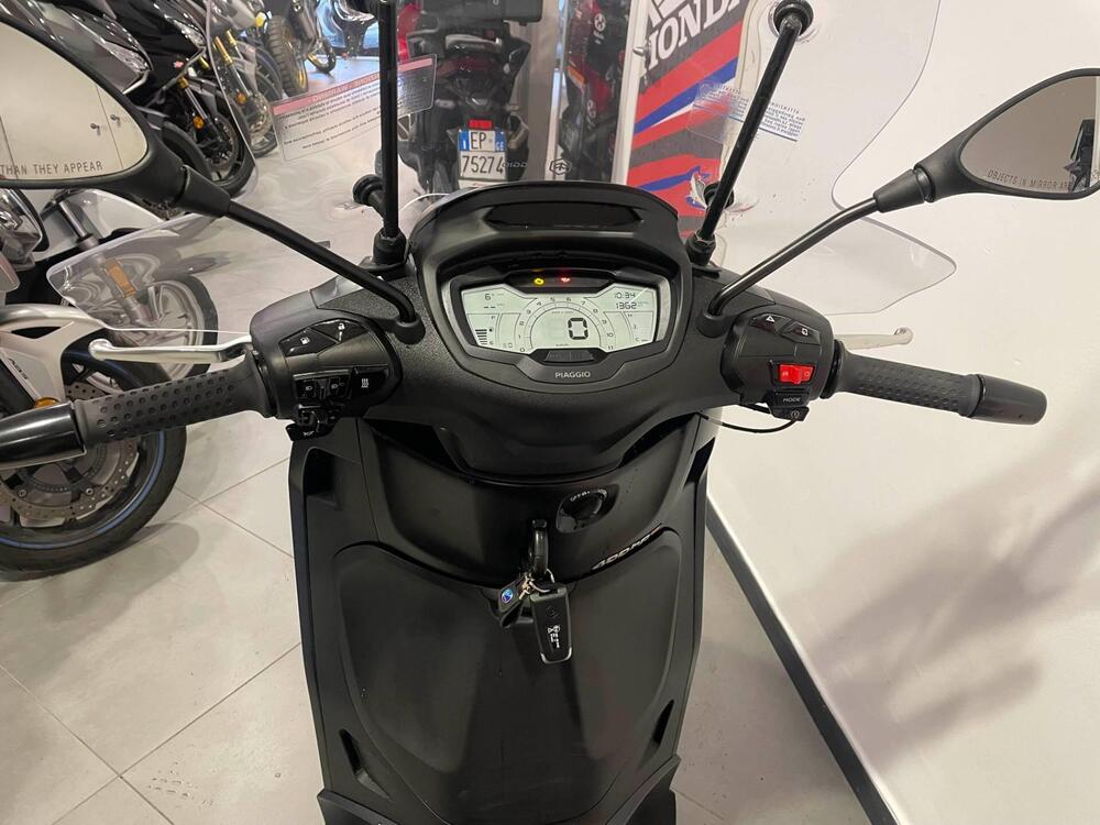 Piaggio Beverly 400 S (2025) (5)